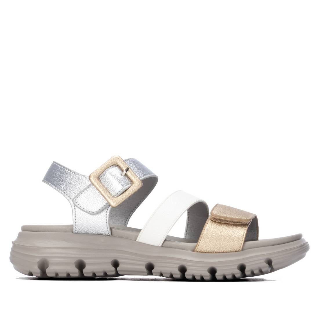 Xti - 145402 - Two tone chunky sandals