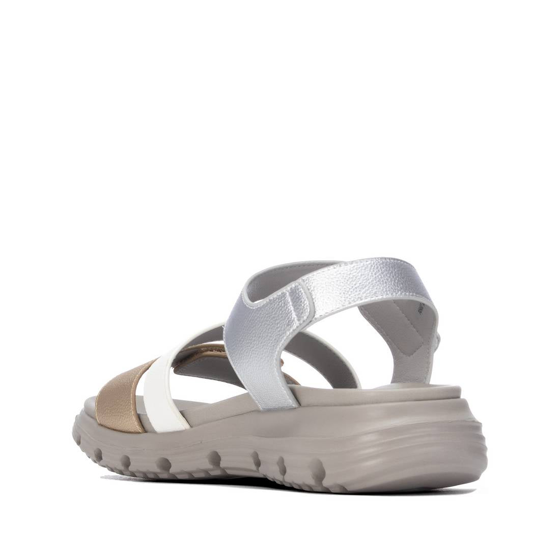 Xti - 145402 - Two tone chunky sandals