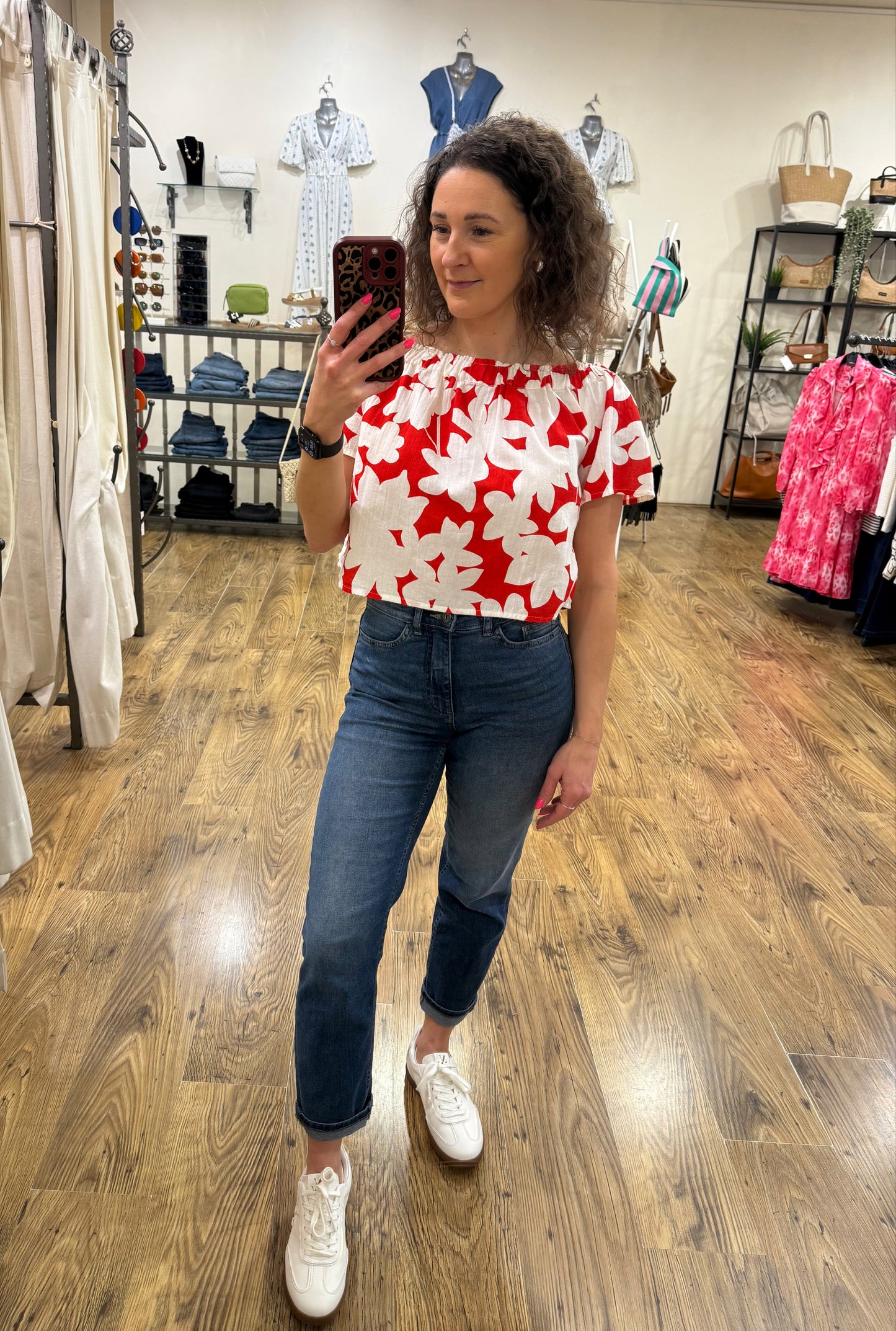 Vero Moda - DICTHE - Printed off the shoulder top