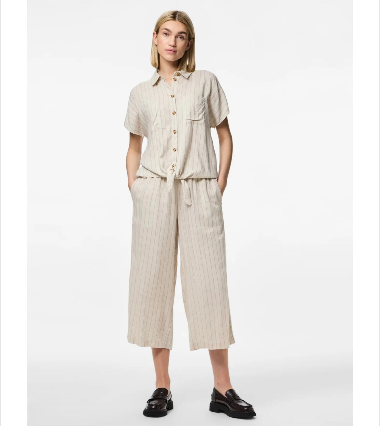 PIECES - PIA - Pinstripe tie linen short sleeve shirt