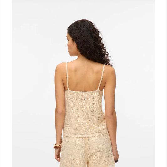 Vero Moda - MAYA - Crochet strappy cami top