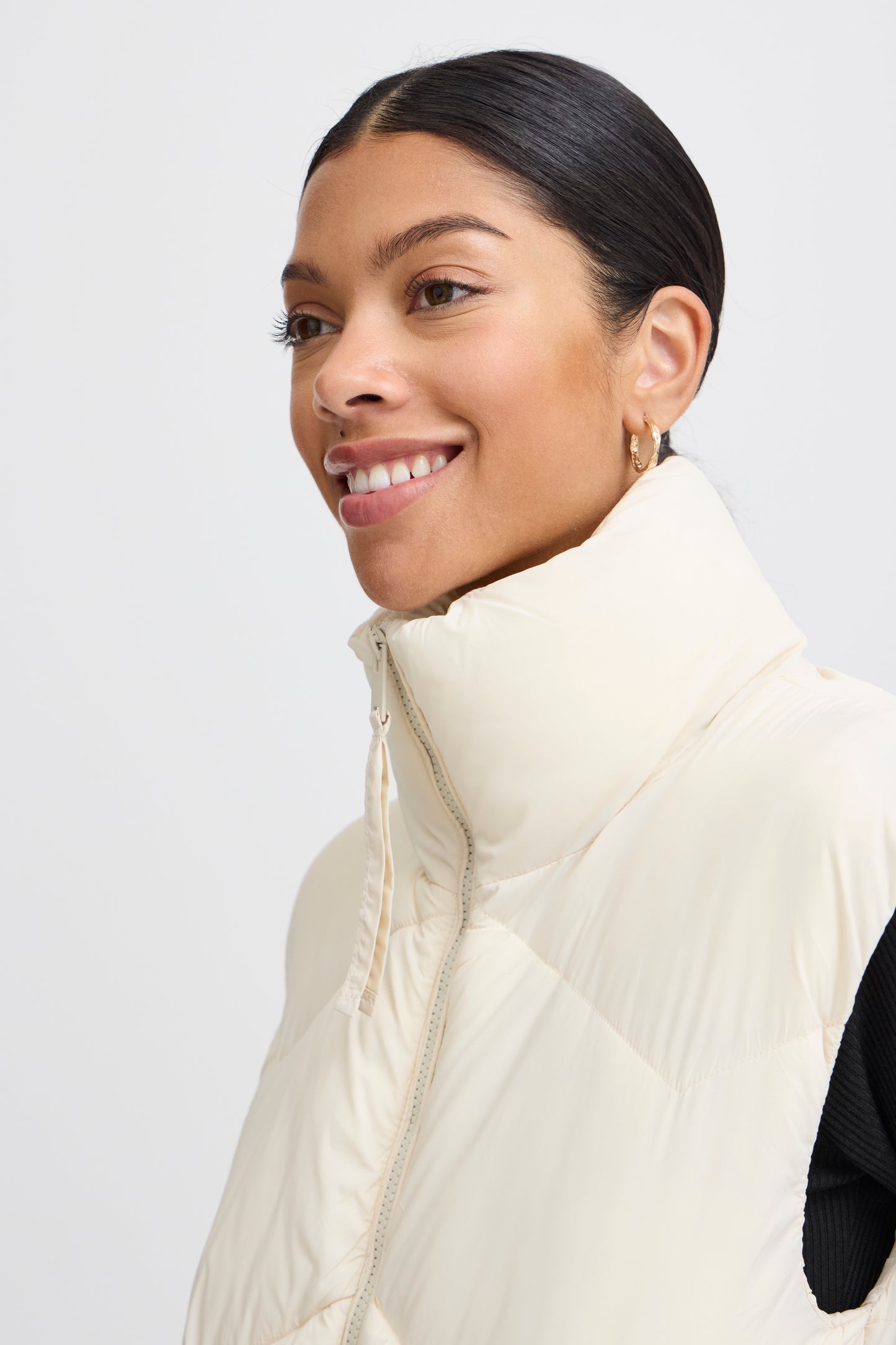 B.Young - BOMINA - Short puffa gilet - Cream image 2