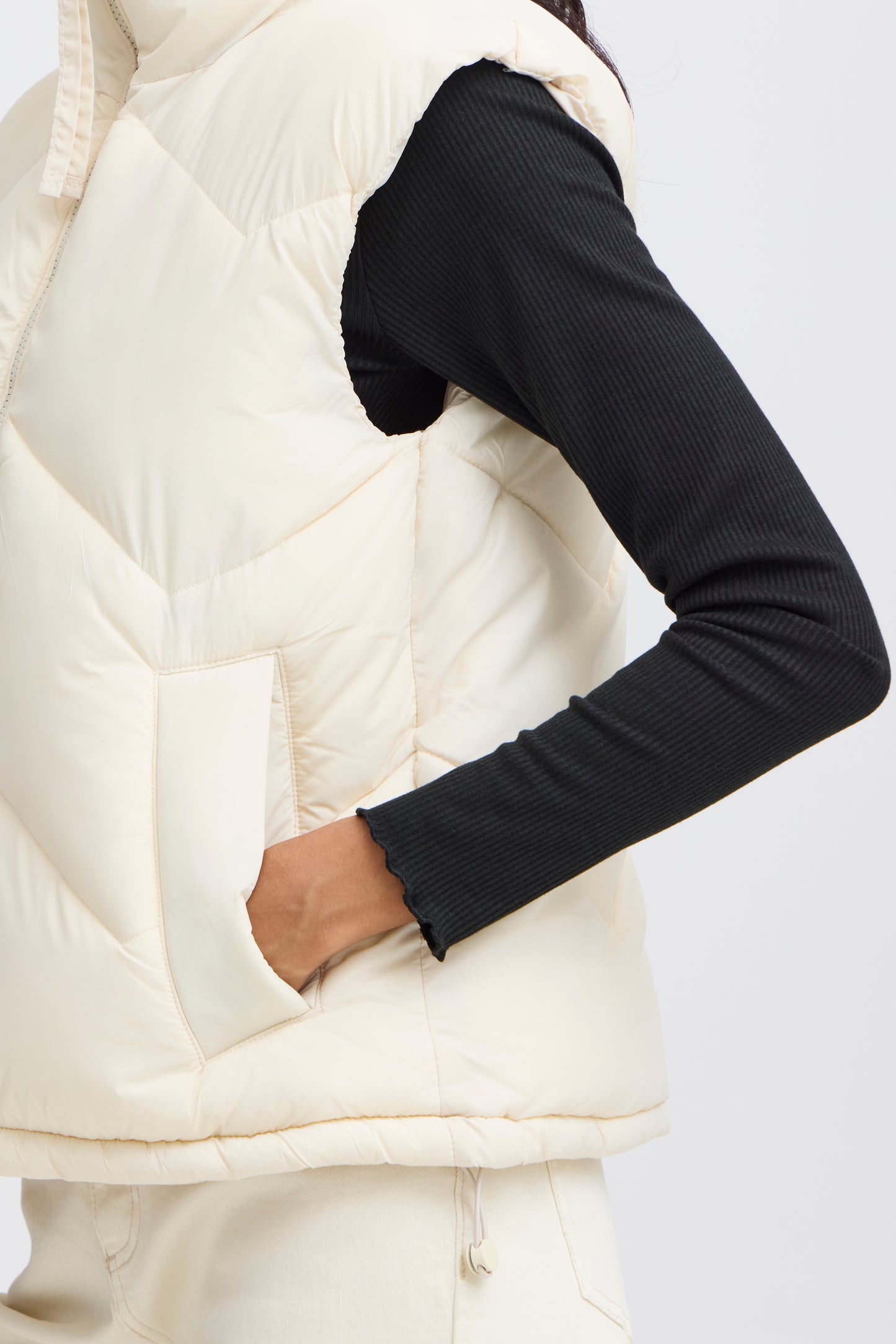 B.Young - BOMINA - Short puffa gilet - Cream image 4