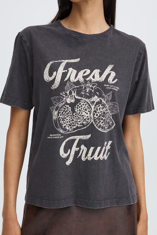B.Young - SOLKO - Fruity slogan t.shirt