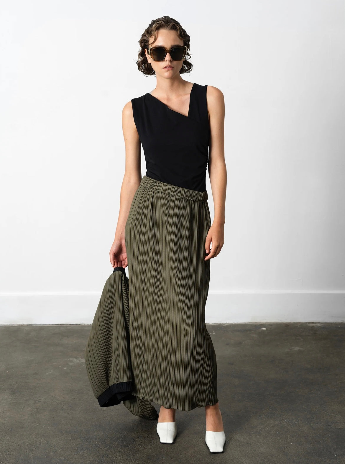 French Connection - 73ZAU - Niri Plisse Column Maxi Skirt