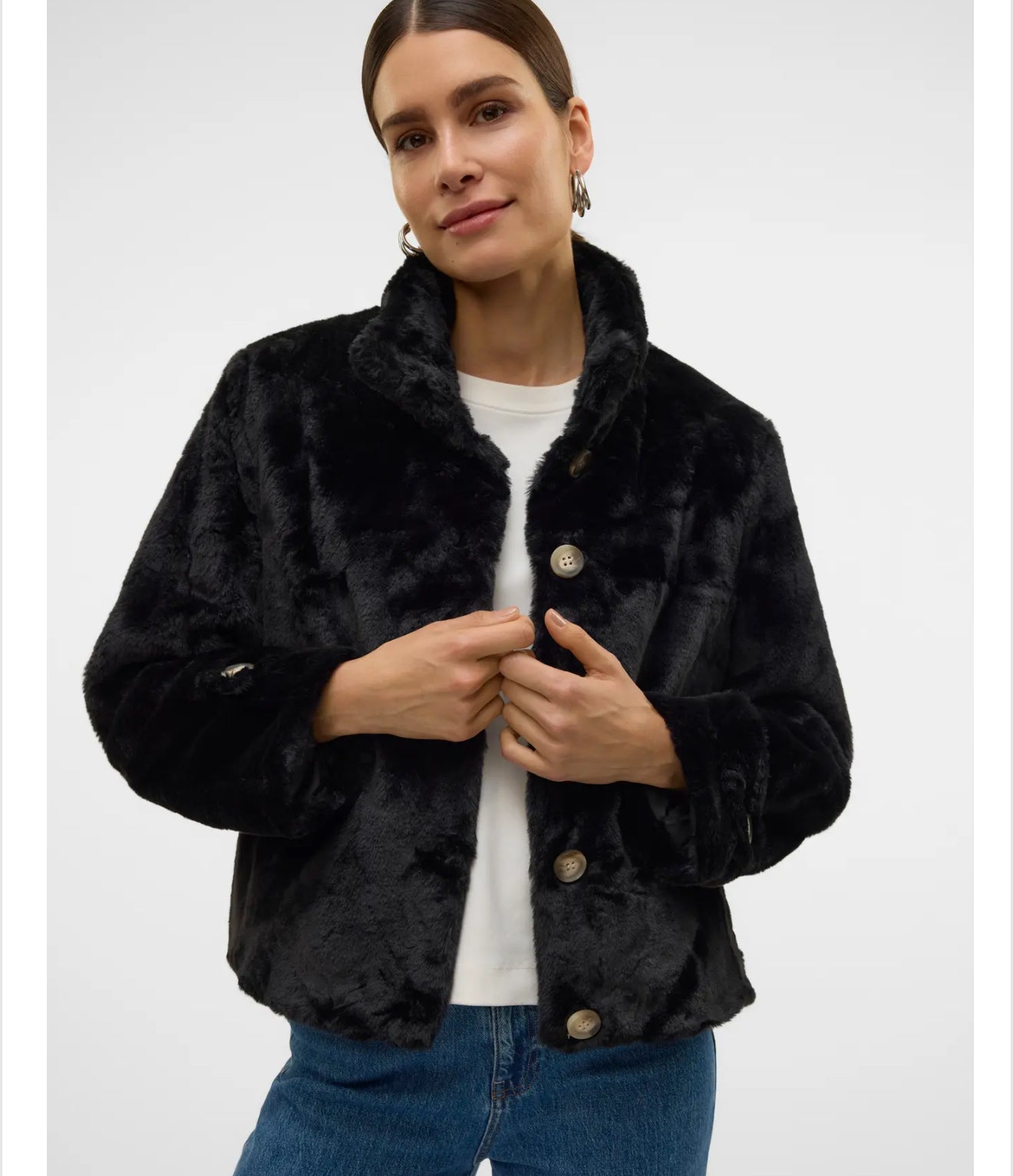 Vero Moda - SONJAEVA - Faux fur jacket