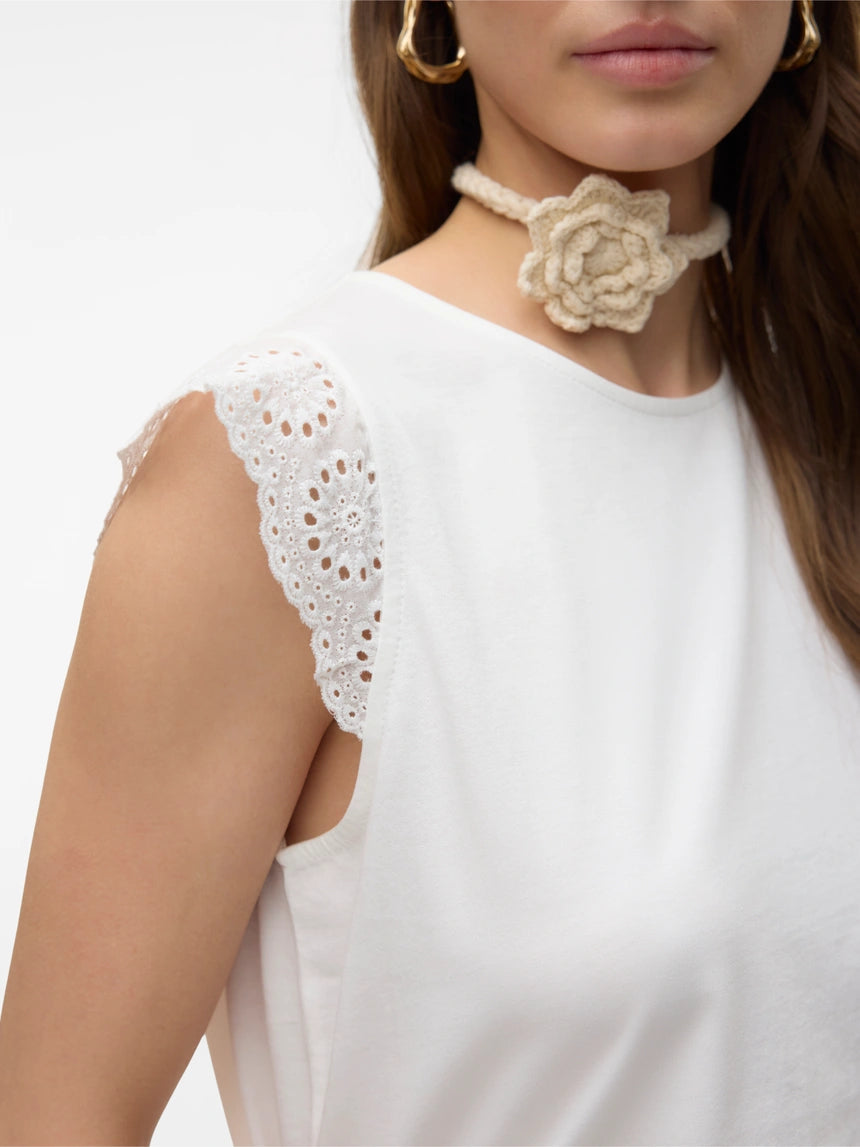 Vero Moda - EMILY - Lace frill cap sleeve top