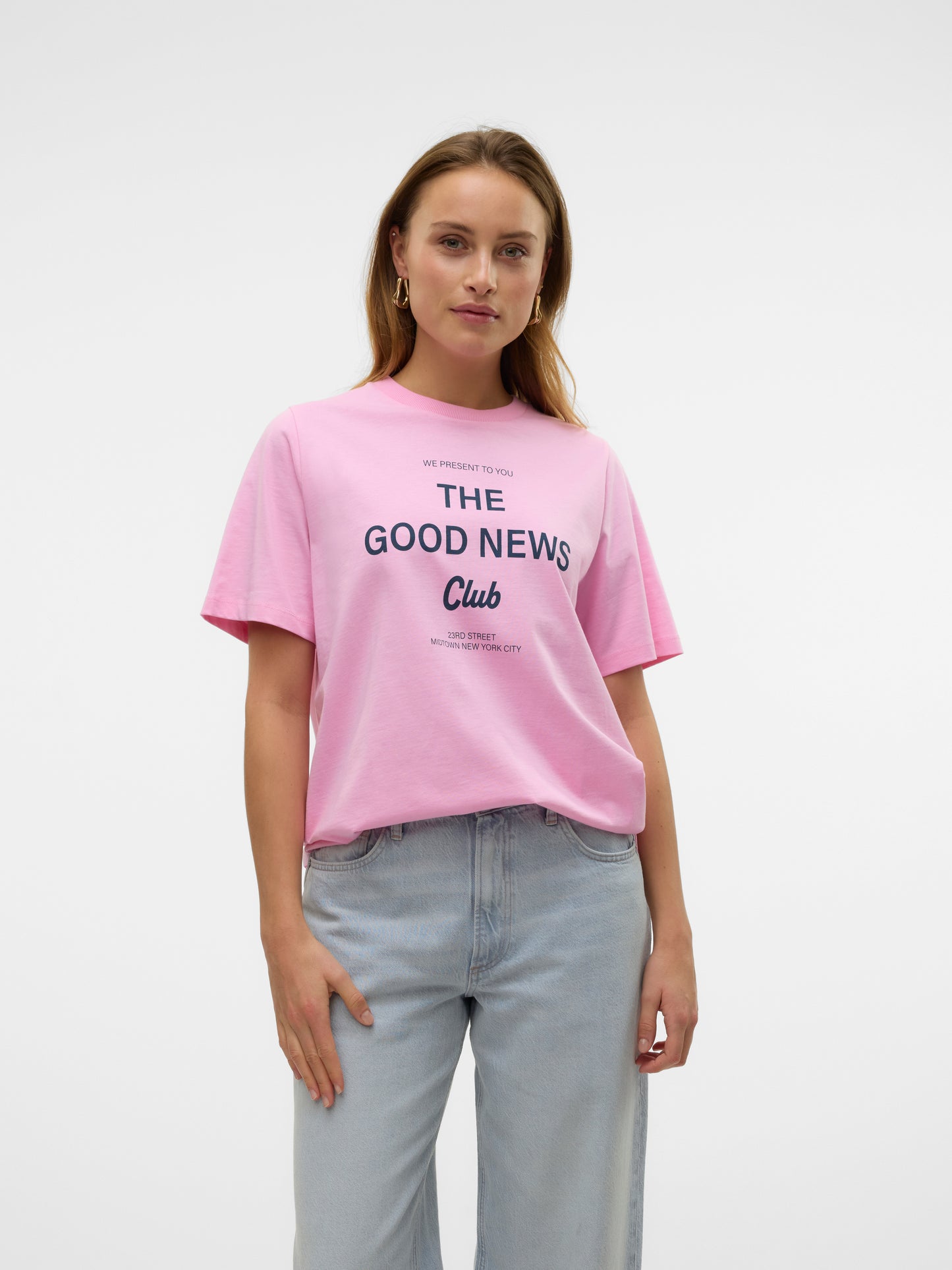 Vero Moda - KATRINE - ‘Good News’ slogan front t.shirt