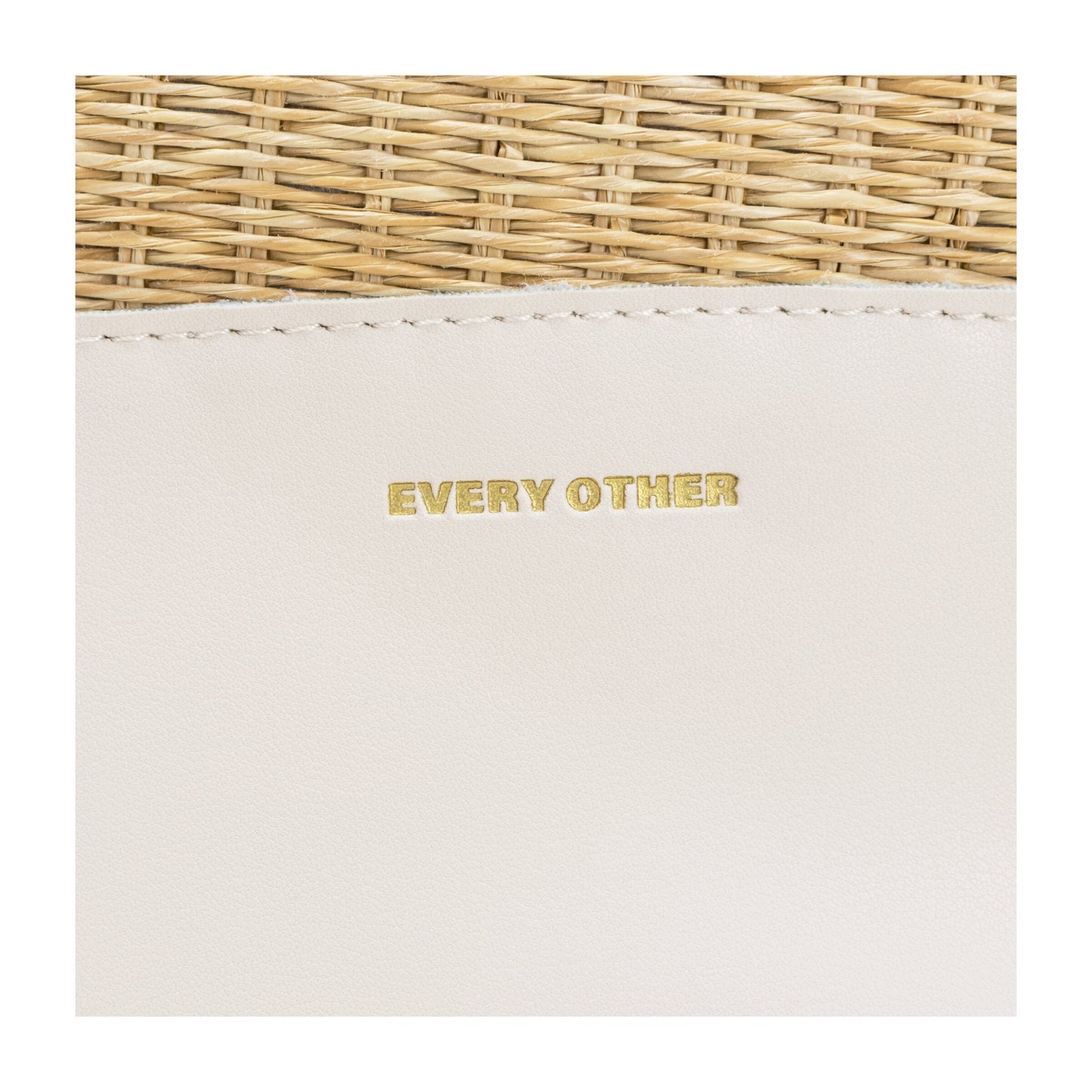 Every Other - 12049 - Large straw shoulder bag