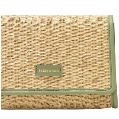 Every Other - 12110 - Flap over straw bag