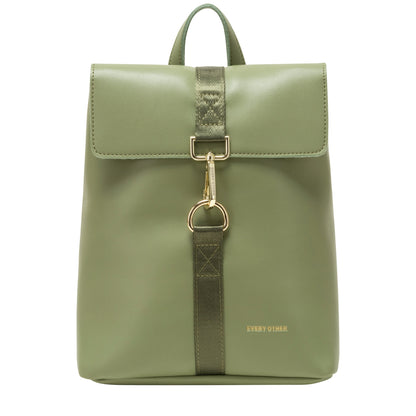 Every Other - 12113 - Clasp fastening backpack