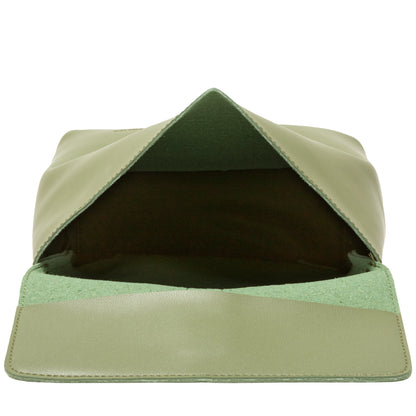 Every Other - 12113 - Clasp fastening backpack