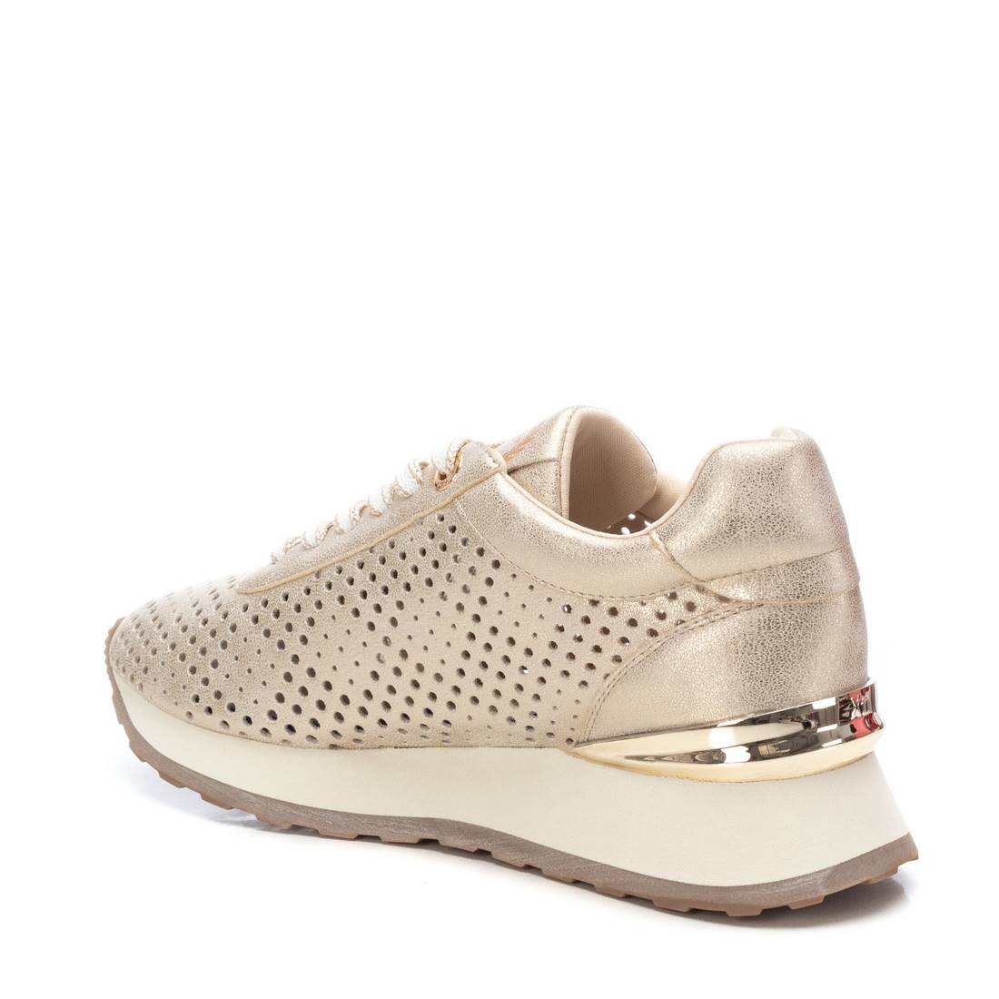 XTI - 143778 - Metallic sporty style trainer