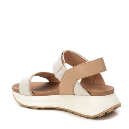 Xti - 143874 - Chunky dual strap low wedge sandal