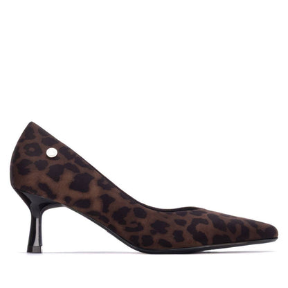 XTI Footwear - 144704 - Scuba fabric kitten heel court shoe in leopard