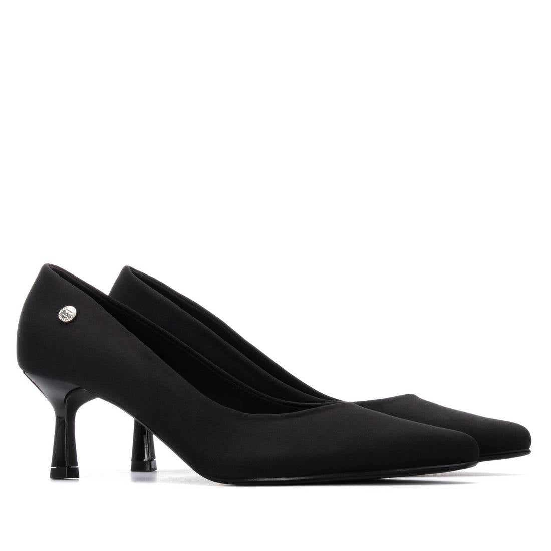 XTI Footwear - 144704 - Scuba fabric kitten heel court shoe
