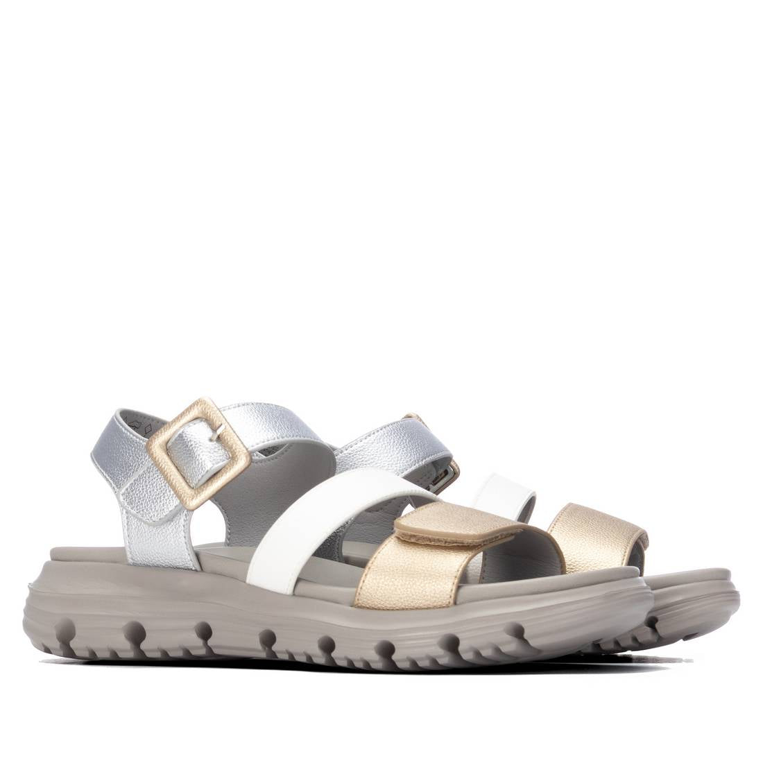 Xti - 145402 - Two tone chunky sandals