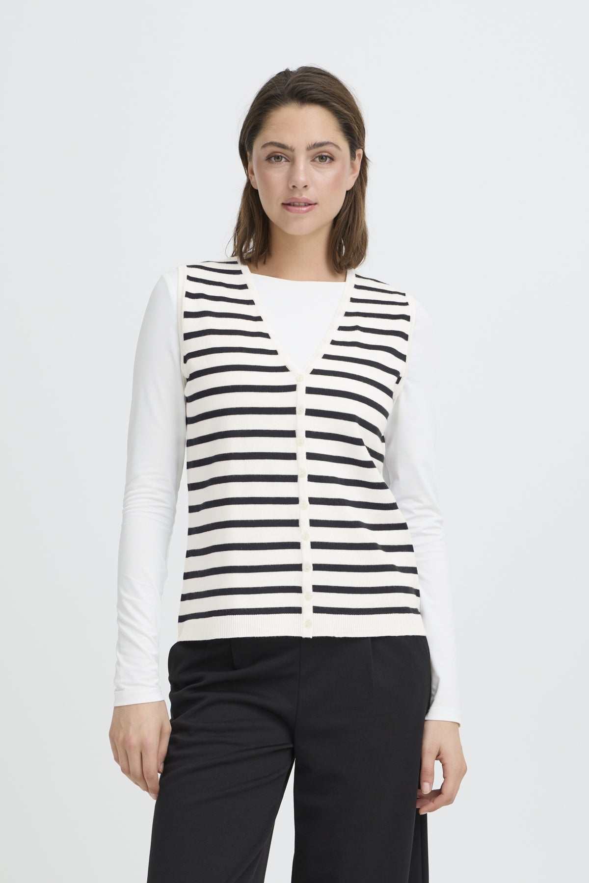 ICHI - LULS - Stripe knitted waistcoat