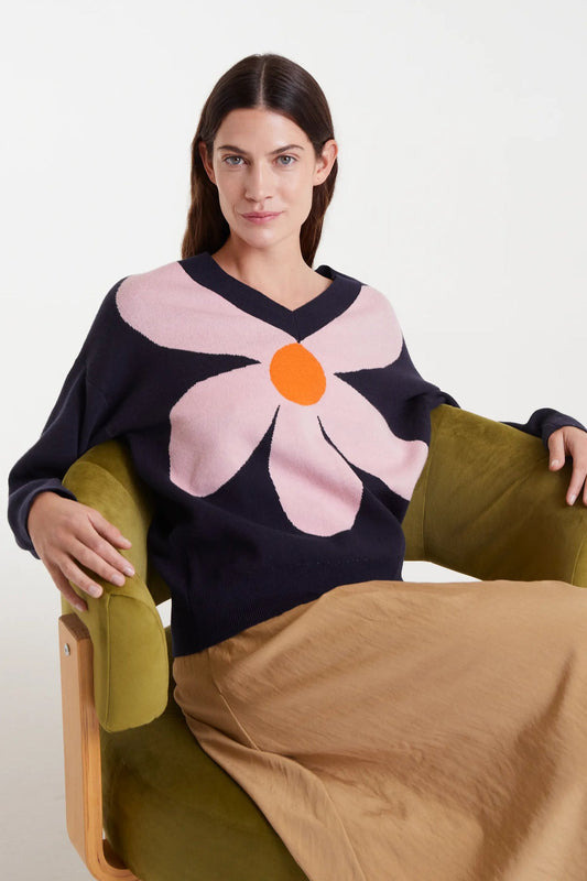 Compania Fantastica - 10201 - Big flower print v.neck jumper