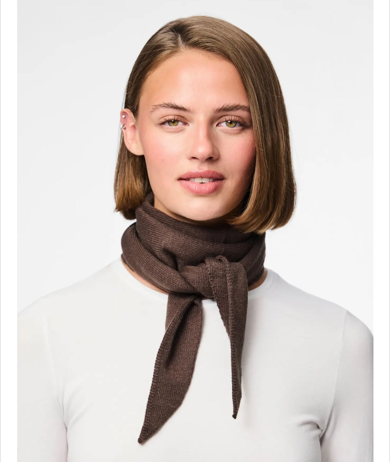 Pieces  - KOMMA / Small knitted scarf