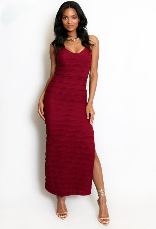 MEREDITH - Fitted midaxi dress with a slight ruffle detail - Burgundy