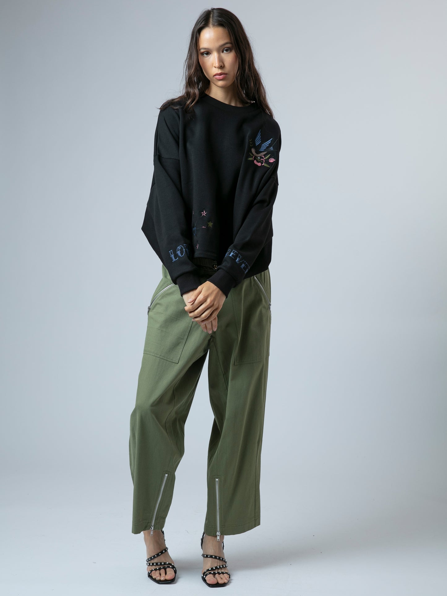 Religion - LOVE SWEAT - Emoji slogan sweater