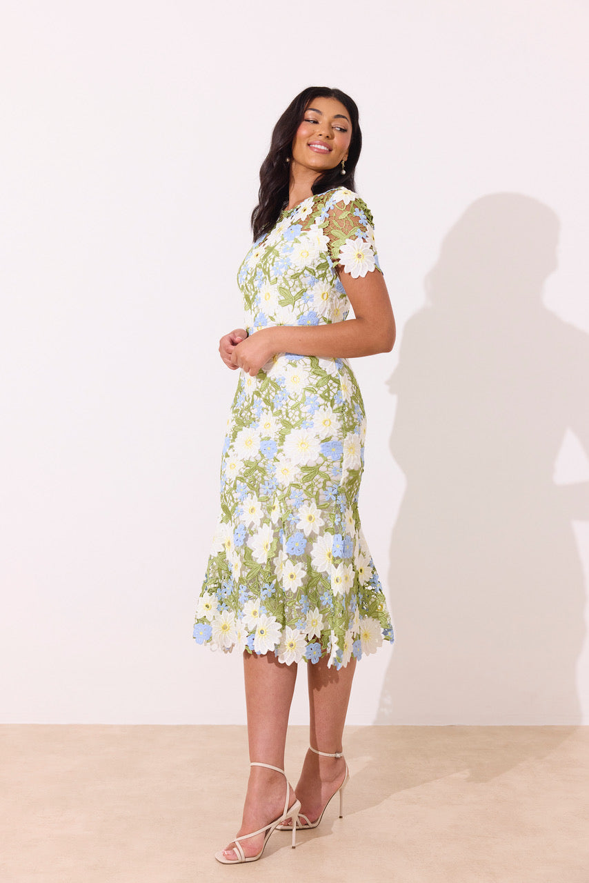 8th Sign - Lace fishtail sweetheart midi