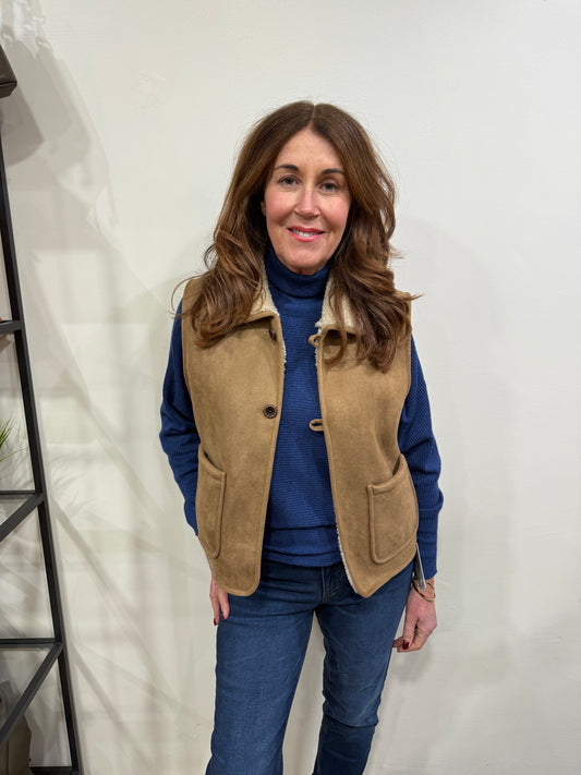 NOSS - Faux suede shearling gilet