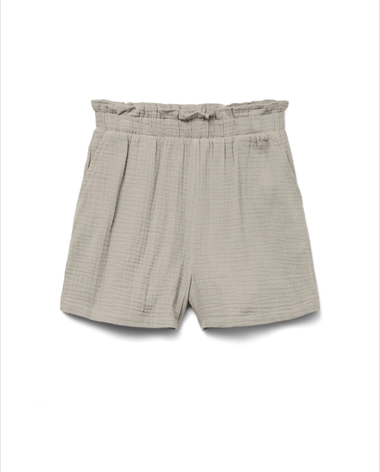 Vero Moda - NATALI - Soft crinkle shorts