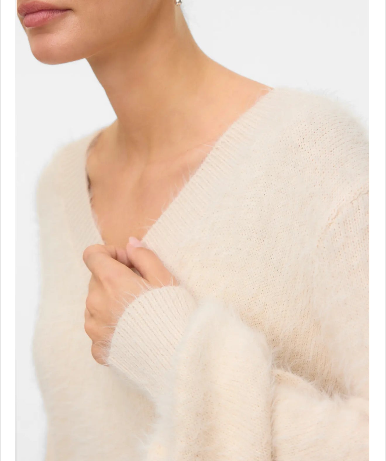 Vero Moda - POILU - Fluffy v.neck knitted jumper