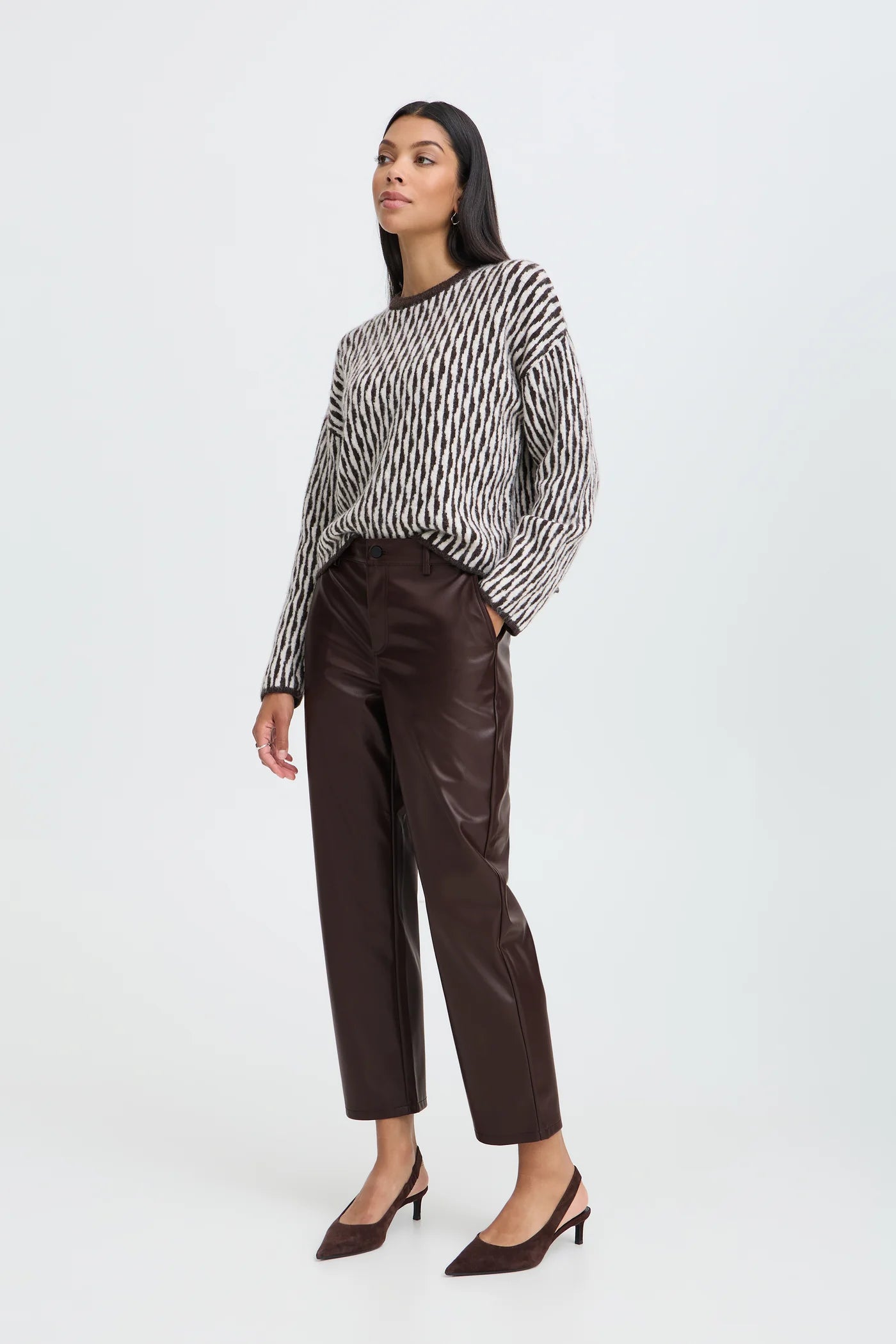 B.Young - DAJA - Faux leather ankle length trousers