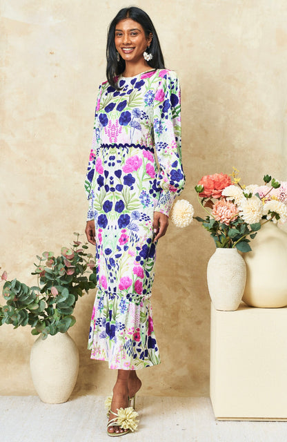 Hope & Ivy - CAROLINE - High Neck Maxi Dress With Tie Bow Back