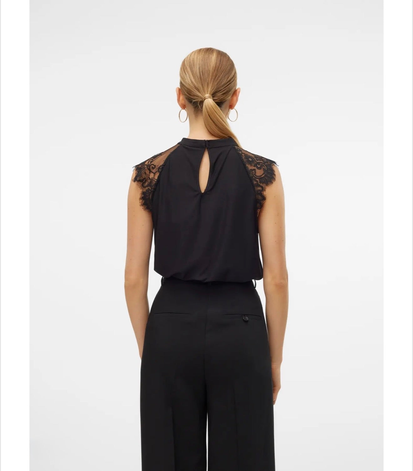 Vero Moda - MILLA - Lace detail sleeveless top