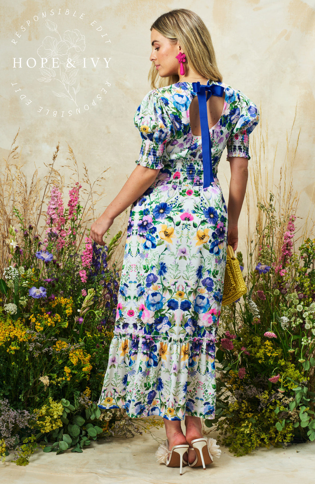 Hope & Ivy - 
The Charlotte Ann - Puff Sleeve Maxi Dress with Bow Back