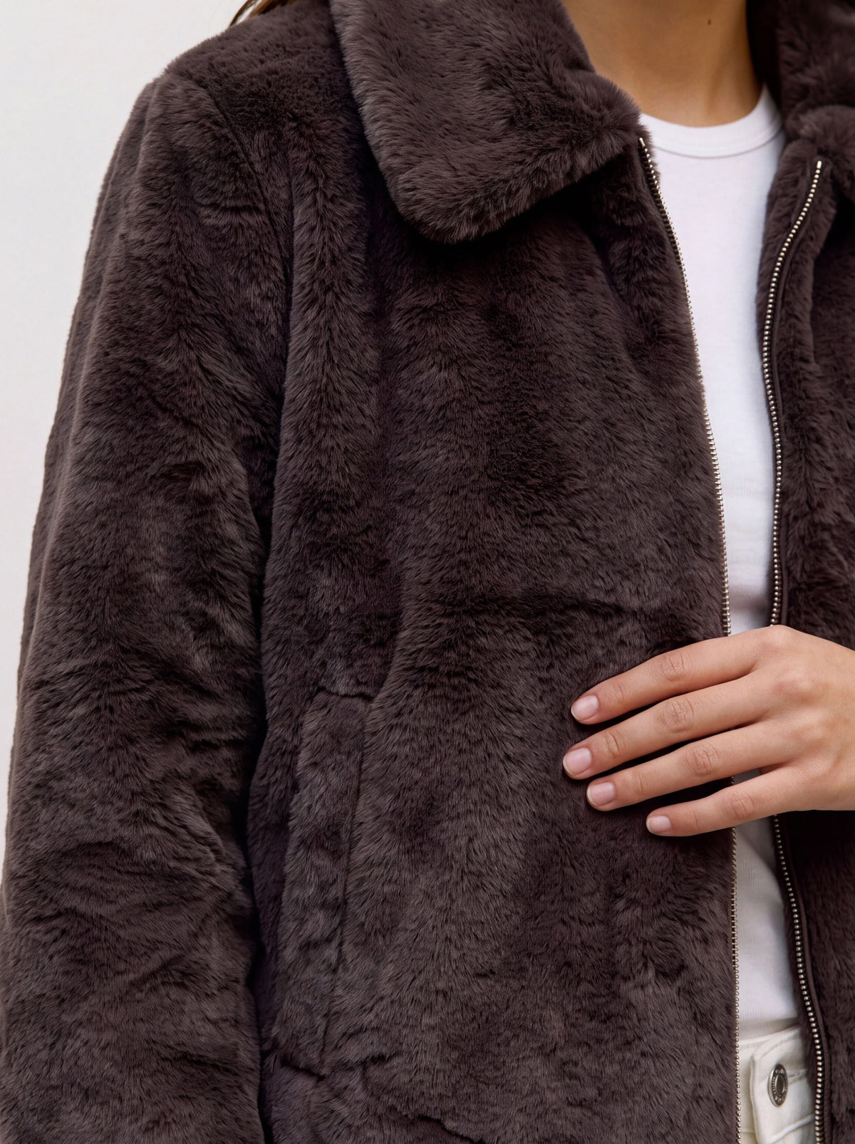 Vero Moda - SOLAIMA - Faux fur jacket