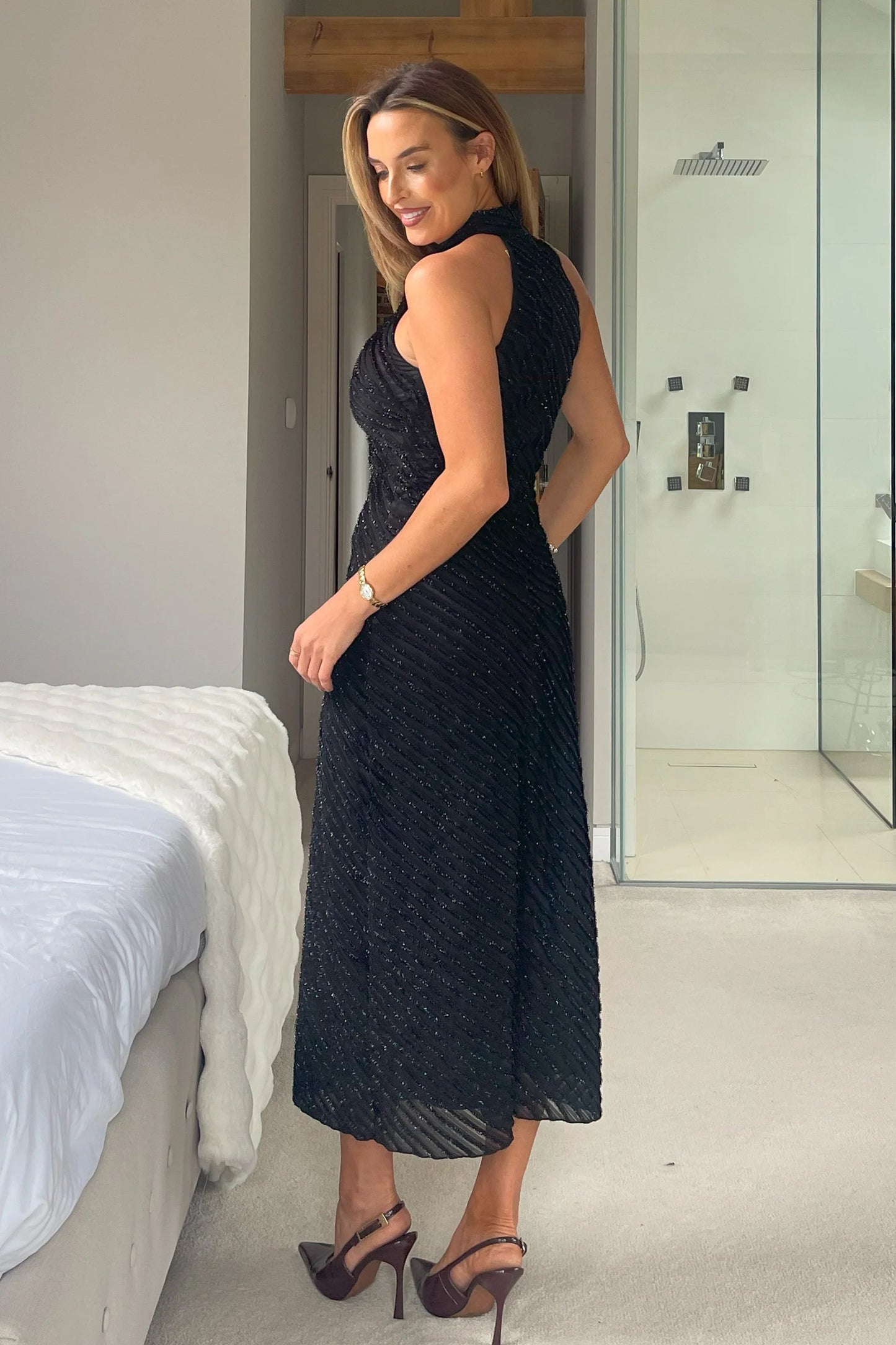 Girl in Mind - Mira - Halterneck Shimmer Midi Dress Black