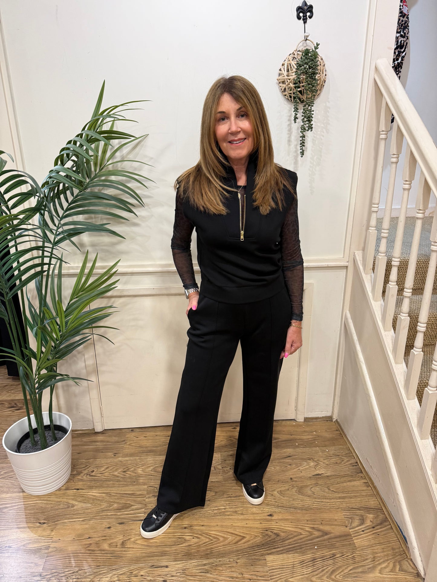 Elan - Super soft wide leg jogger