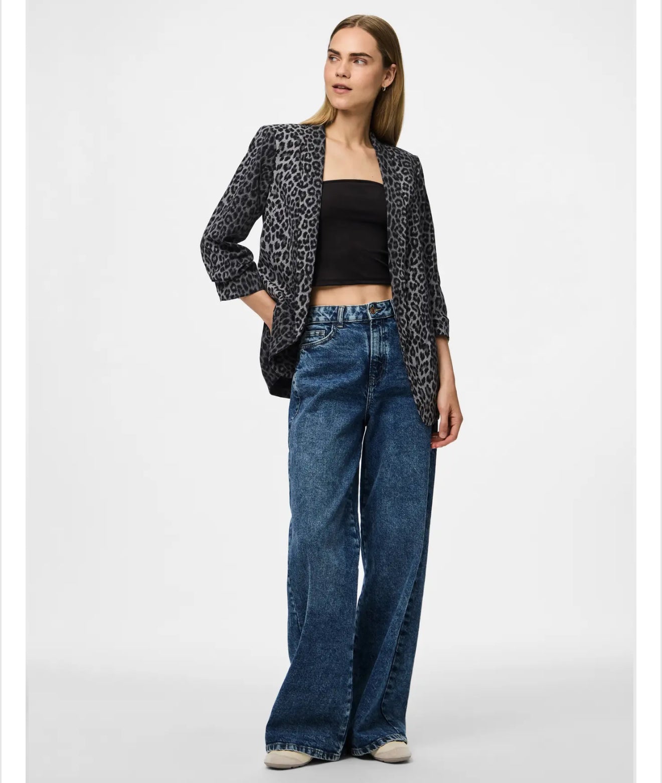 Pieces - BOSELLA - Ruched sleeve blazer