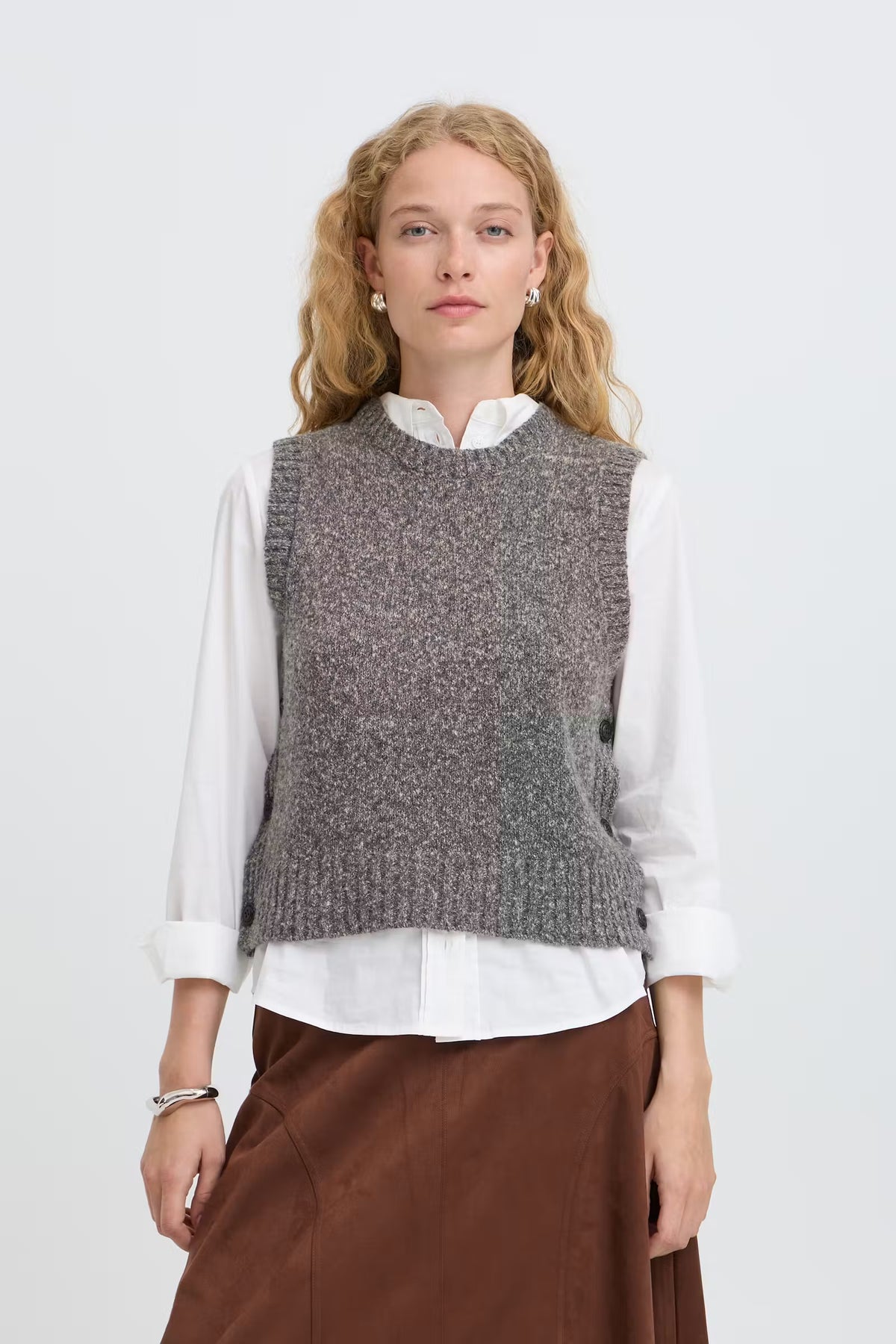 B.Young - NAIMA - Side button knitted tank