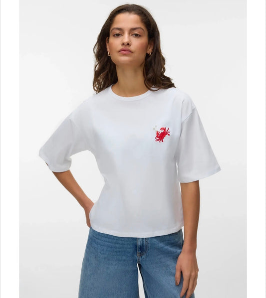 Vero Moda - AMMIE - Embroidered crab front tee