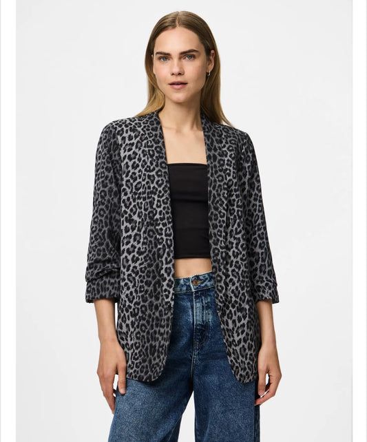 Pieces - BOSELLA - Ruched sleeve blazer