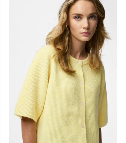 Pieces - SILLY SS - Short sleeve button front cardi