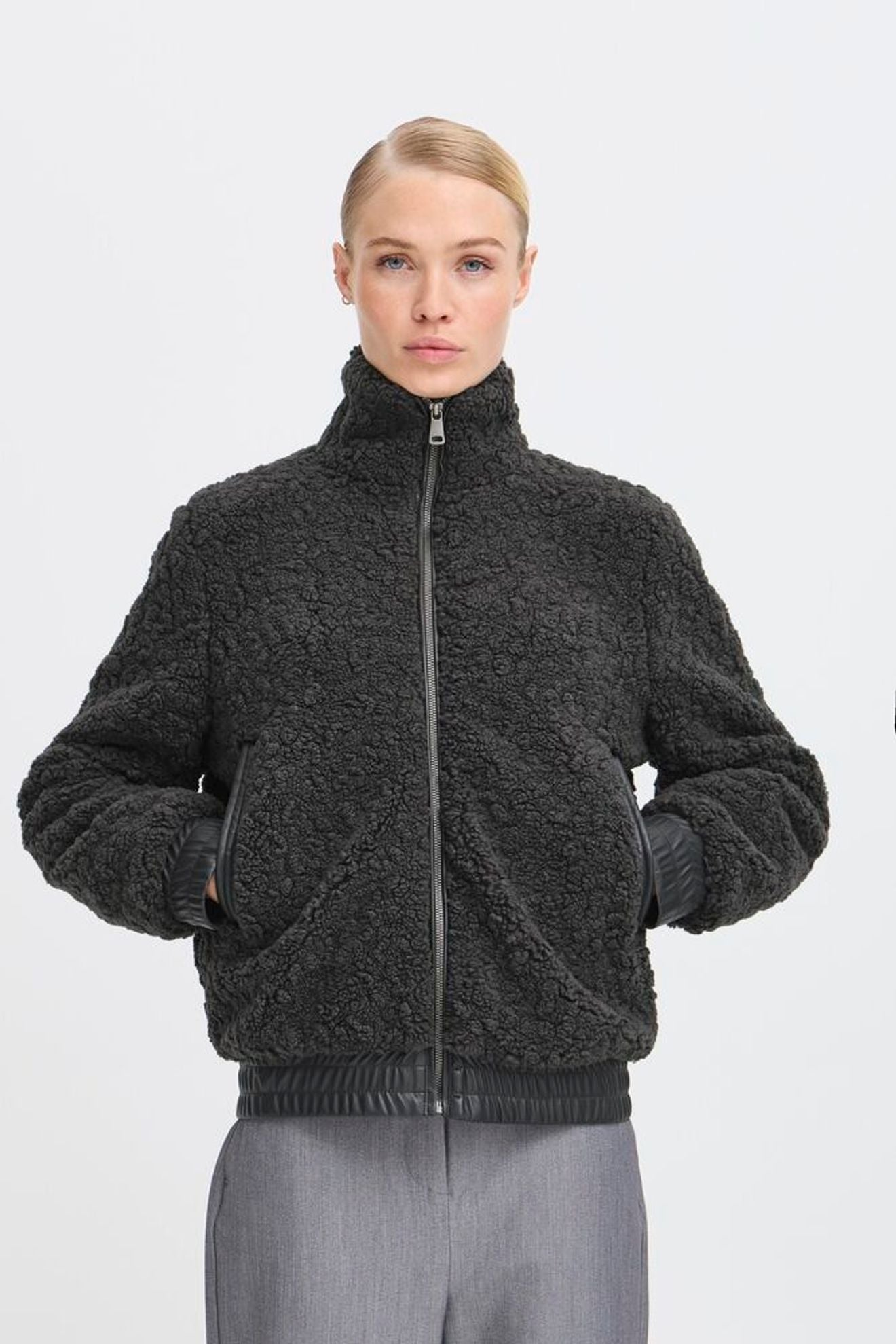B.Young - ANAMAJ - Teddy bomber jacket