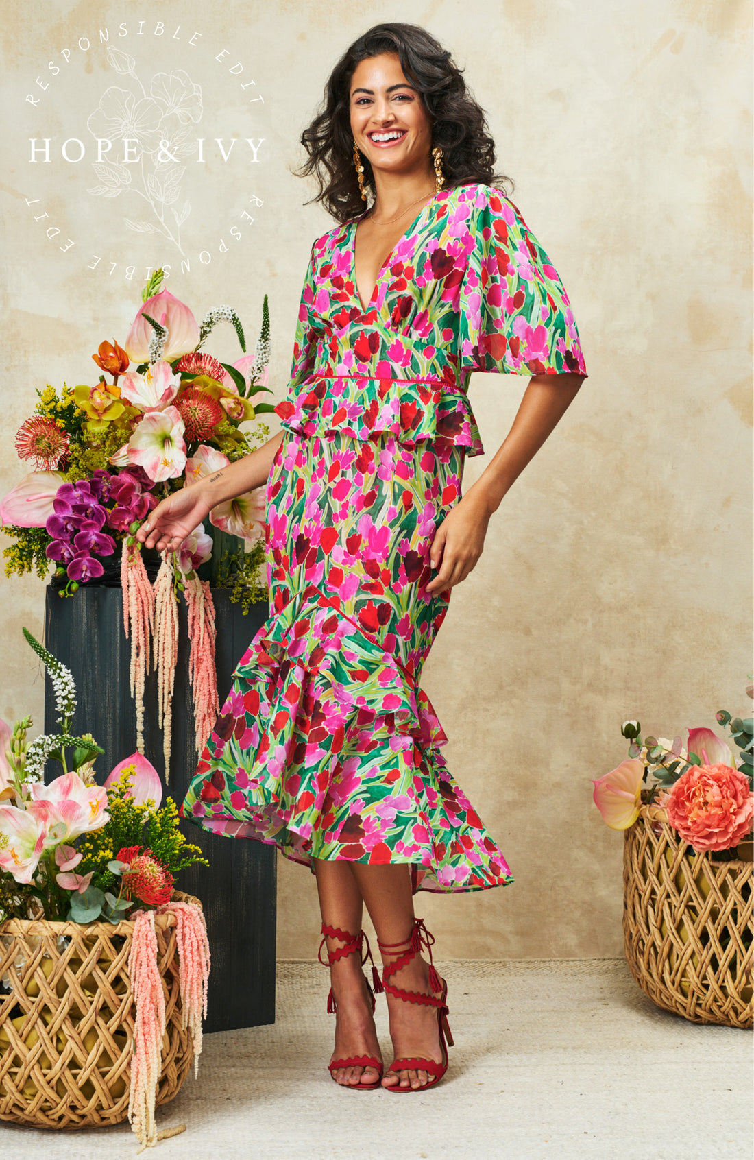 Hope & Ivy - The Rosemary - V.neck midi tea dress