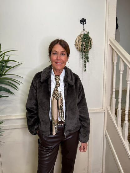 Vero Moda - SOLAIMA - Faux fur jacket