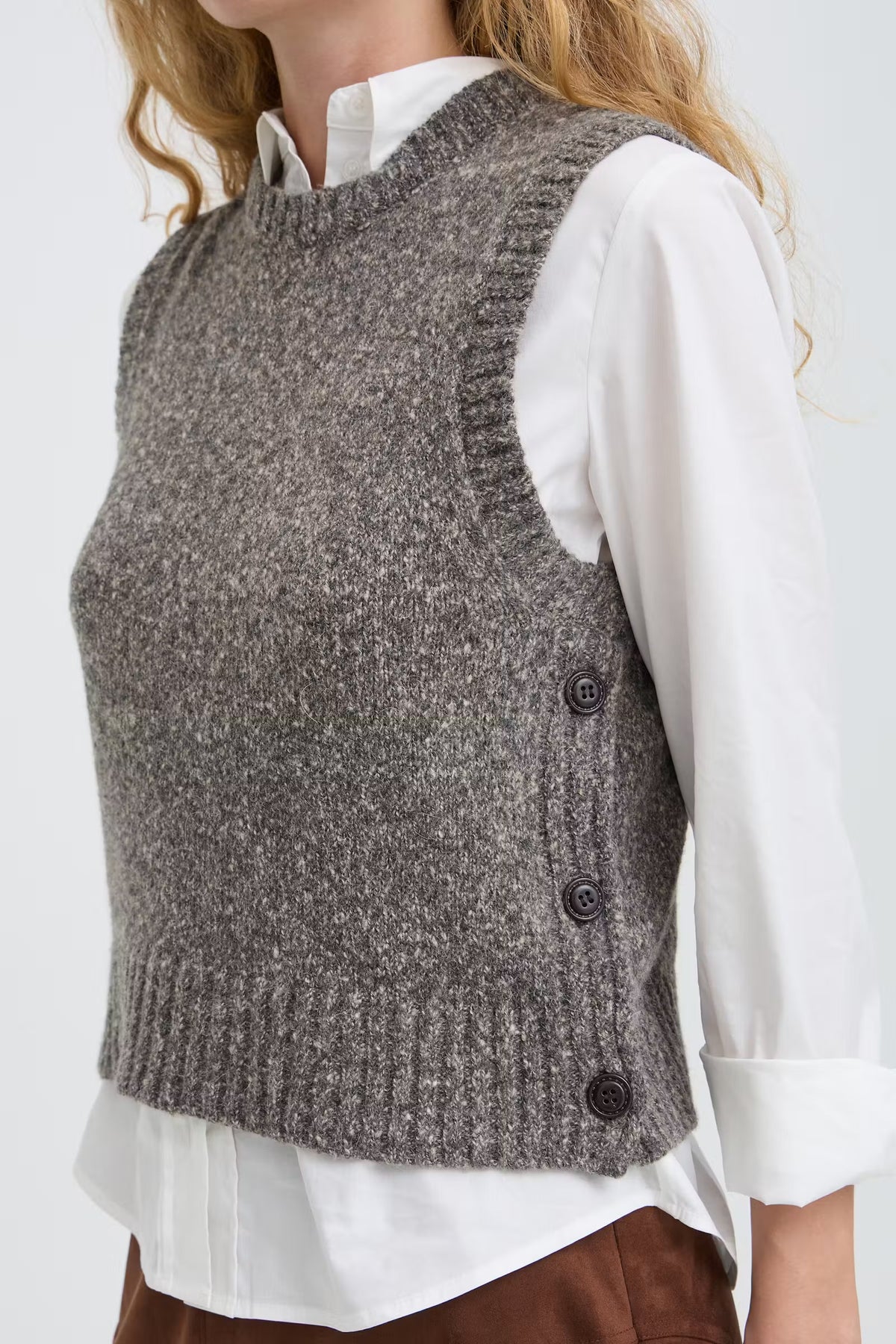 B.Young - NAIMA - Side button knitted tank