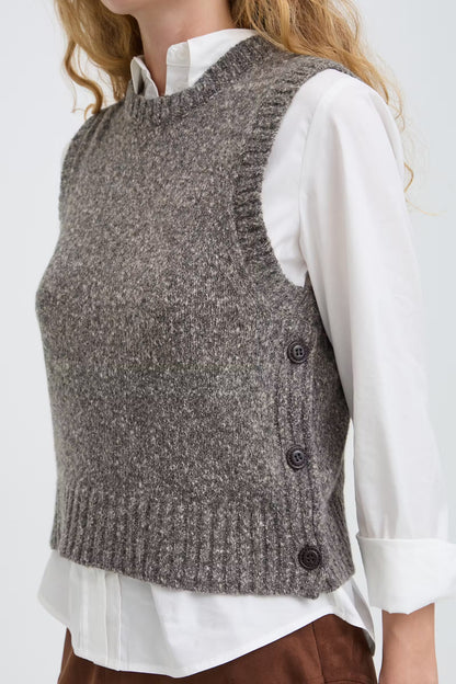 B.Young - NAIMA - Side button knitted tank