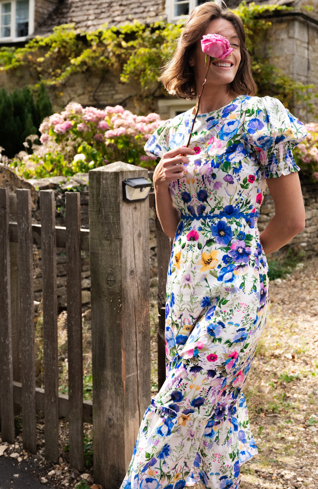 Hope & Ivy - 
The Charlotte Ann - Puff Sleeve Maxi Dress with Bow Back