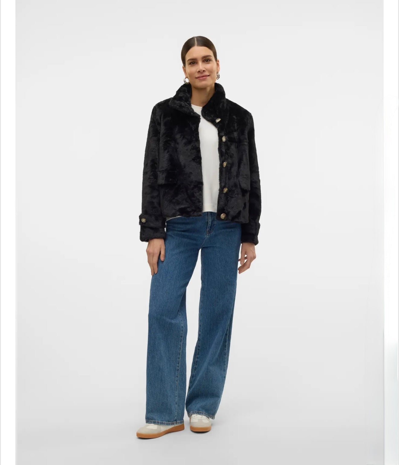 Vero Moda - SONJAEVA - Faux fur jacket