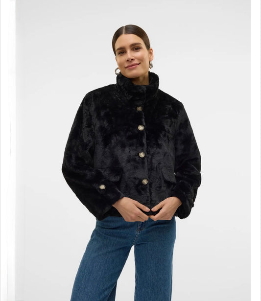 Vero Moda - SONJAEVA - Faux fur jacket